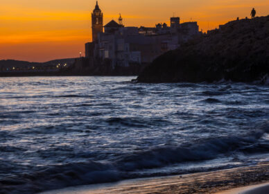 Atardecer en playa Balmins (Sitges)