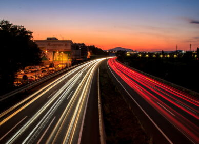 Estelas coches (larga exposición)