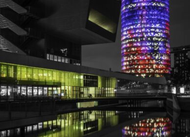 [splash] Torre Glories y Museo del Diseño de Barcelona