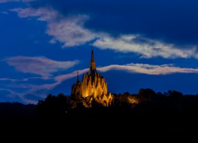 Superluna Santuari de la Mare de Déu de Montserrat de Montferri (Tarragona)