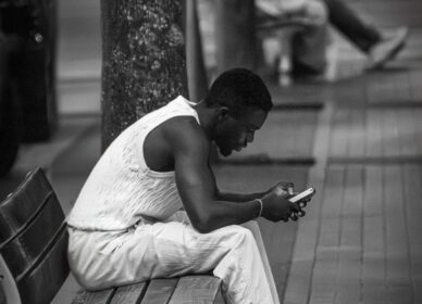 «La fotografía es una historia de amor con la vida.” — Burk Uzzle