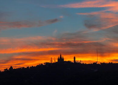 Atardecer skyline Tibidabo