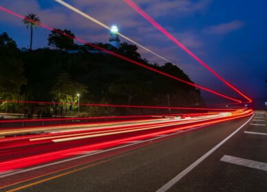 Estelas coches en Faro de Calella, Barcelona